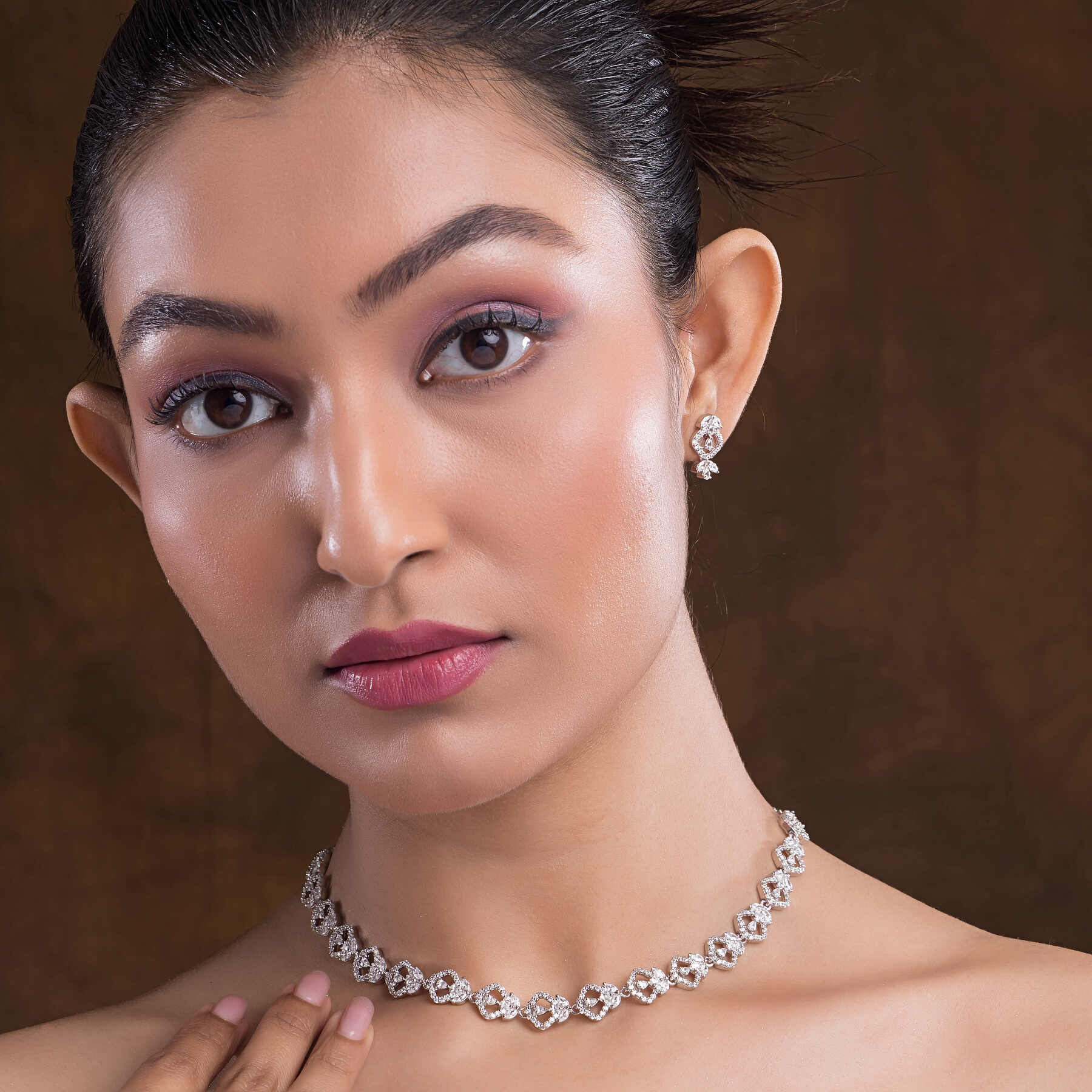 Ladies necklace set with lightweight design and pricing, Luxaore Ladies necklace set with lightweight design and pricing, Luxaore