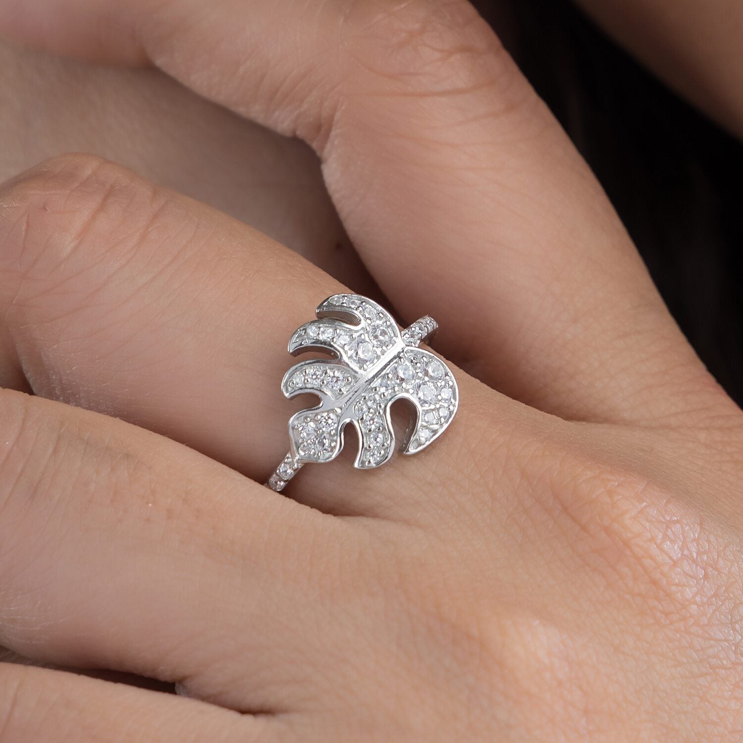 Leaf design 92.5 silver rings for ladies Leaf design 92.5 silver rings for ladies
