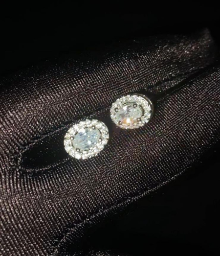 Oval Shape Zirconia Diamond Silver Earring