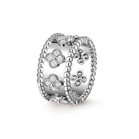 Ladies silver ring in pure 925 sterling silver
