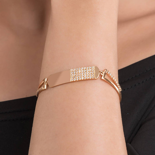 Stylish 925 silver bracelet for women featuring a durable and elegant design, perfect for gifting or self-indulgence